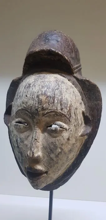 Punu Mukuyi Okuyi Mask, Gabon #171