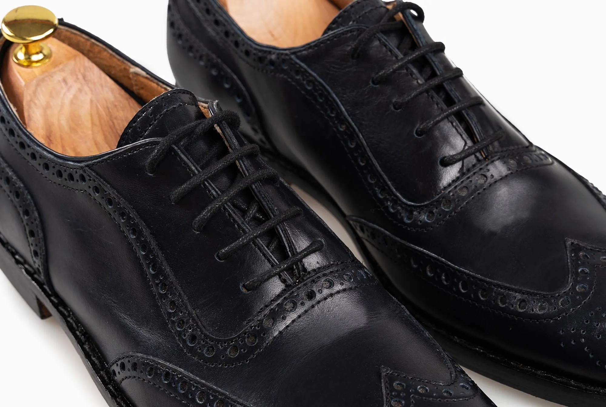 The Grand Wingtip Oxford -Black Noir