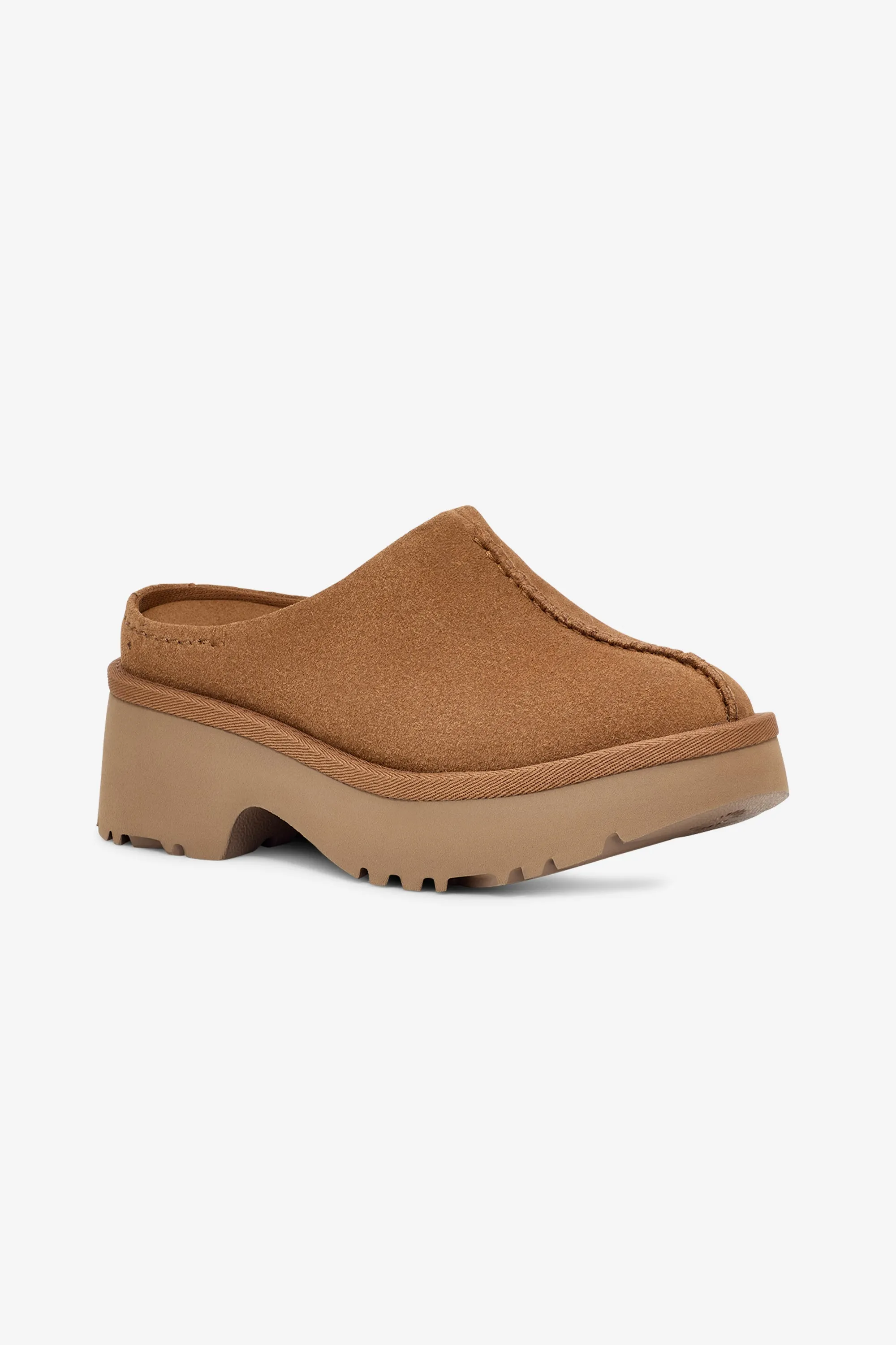 UGG Women's New Heights Clog in Chestnut